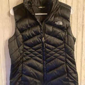 The North Face 550 vest